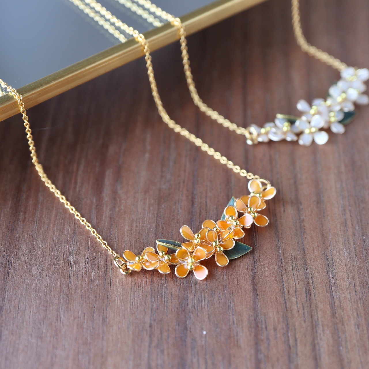 金木犀と銀木犀 | Osmanthus Flower Necklace
