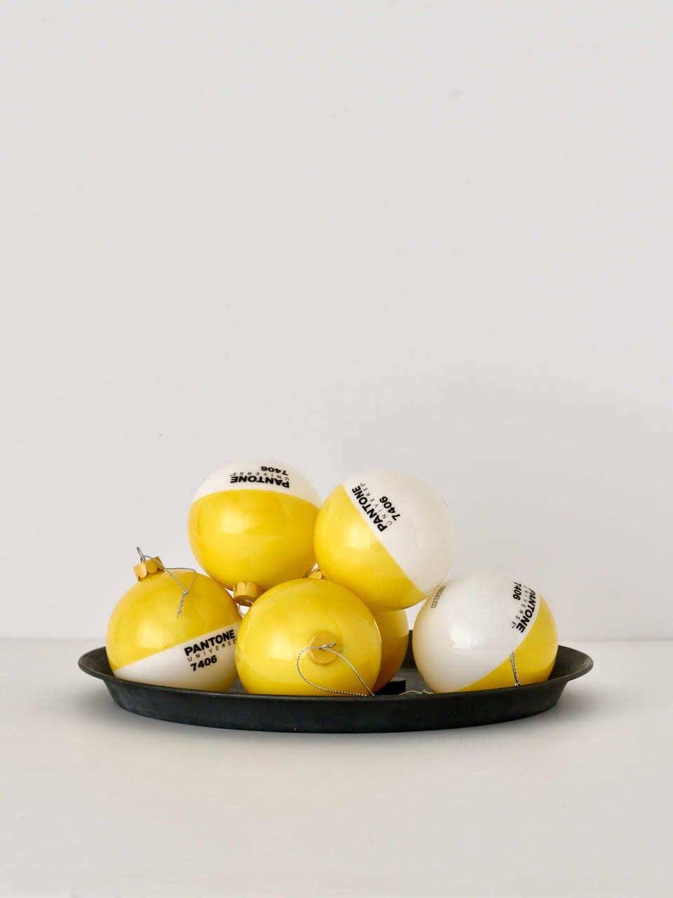 ゴールド系♪摘みたてミモザのオリジナルレジンビーズとパールのボールペン♥️ ゴールド系♪摘みたてミモザのオリジナルレジンビーズとパールの