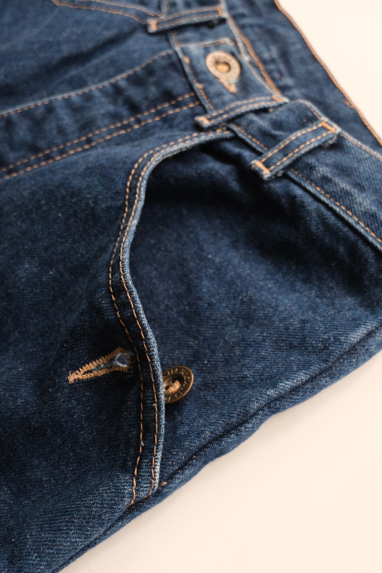VERY NICE high waist tapered denim pants