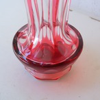 赤ピンクの切子花瓶