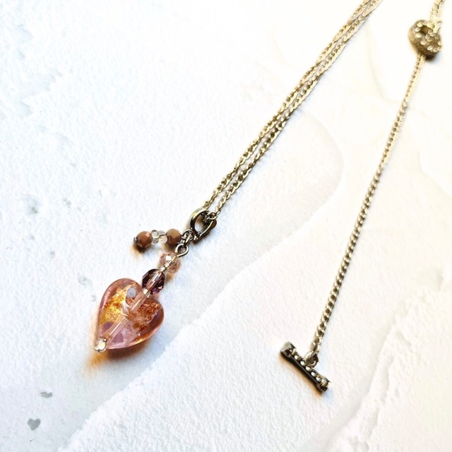 ピーチファズピンクネックレス