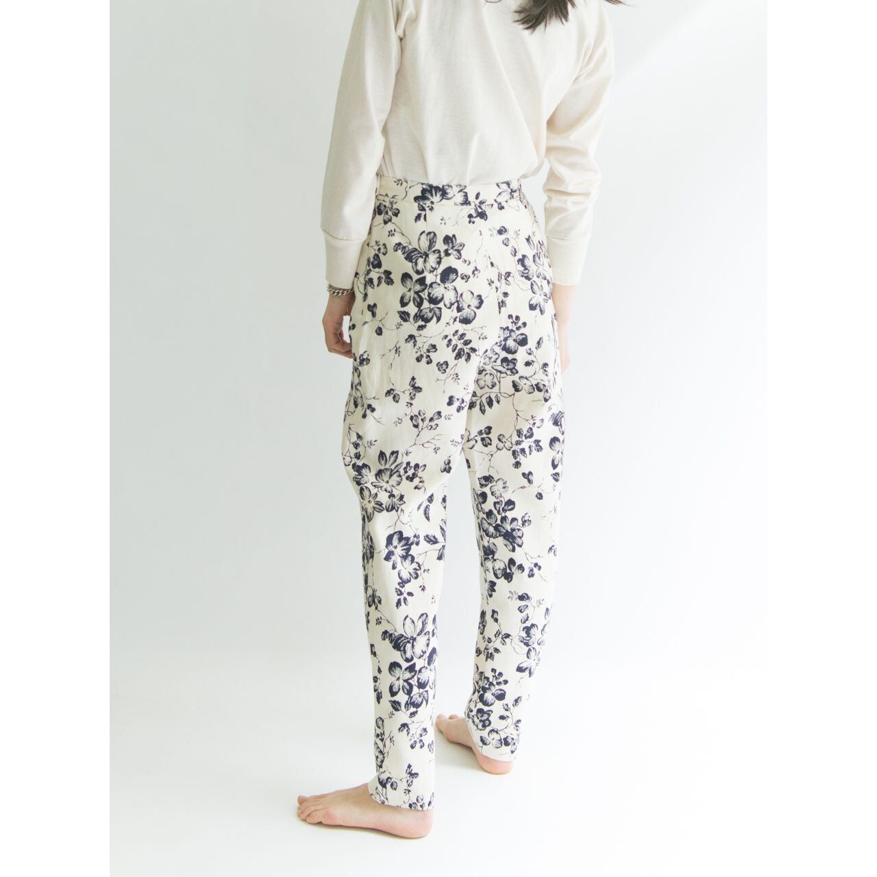 【cacharel】Made in Japan floral linen tapered trouser（キャシャレル 日本製花柄リネンパンツ）4d