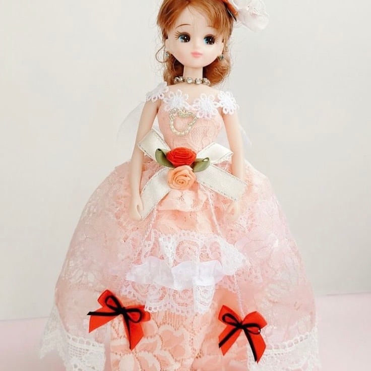 テ*】様 リカちゃんハンドメイド服　バッグ付き♡ミルクティー色のドレス Amazon.co.jp: タカラトミー リカちゃん ドレス エクステリカちゃん