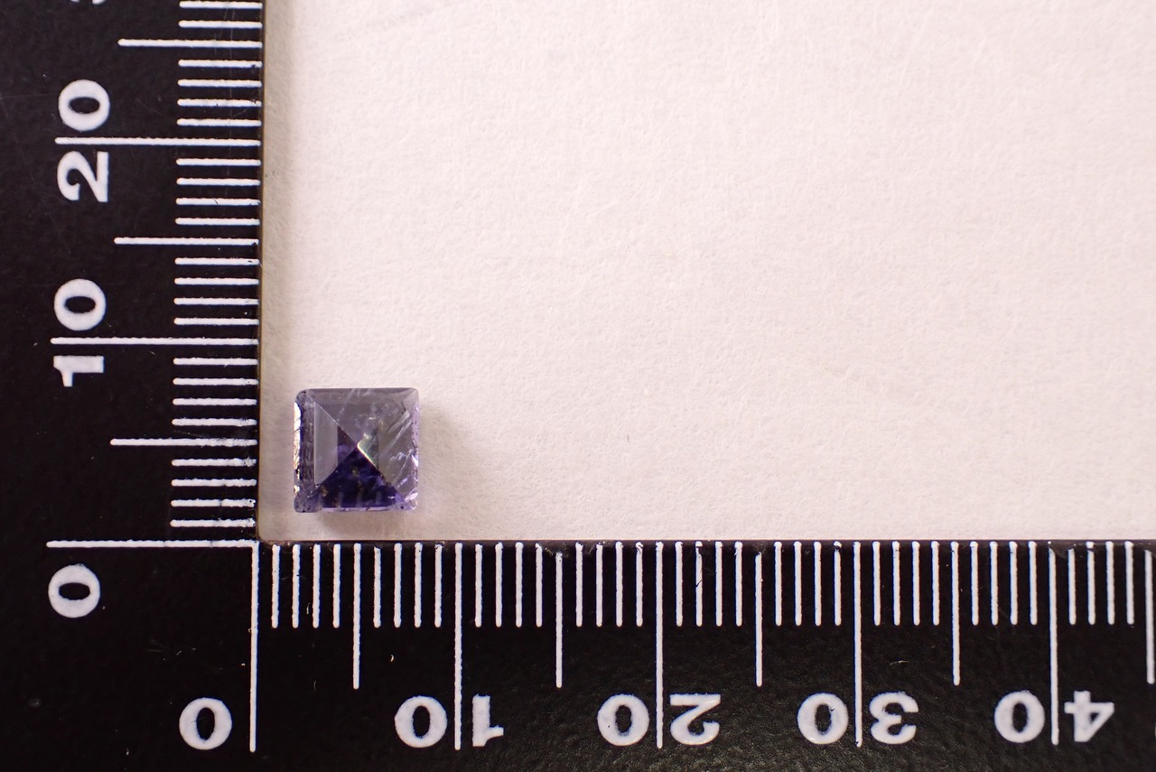 アイオライトサンストーン　1.29ct　[D3-213]