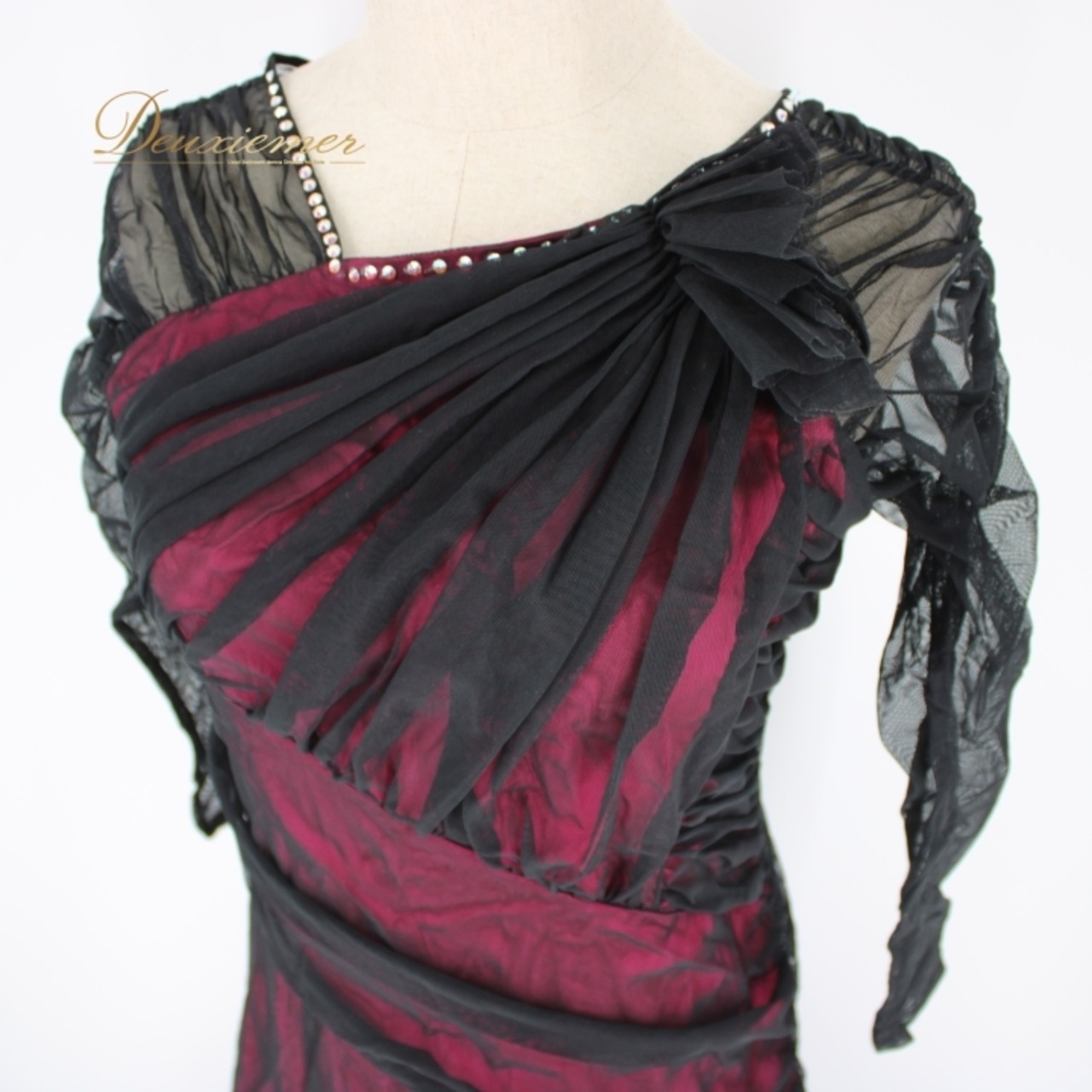 社交ダンス 衣装 スタンダード ドレス ワンピース レッスンウェア パーティ衣装 ステージ衣装 ピンク系 ブラック系 マゼンダ レース 派手 上品 上質 フェミニン エレガント ダンスウェア 柔らかい おしゃれ トレンディ ファッション 薄手 大人用 Lサイズ 日本製 ストーン装飾 伸縮性 ポリエステル ナイロン ポリウレタン