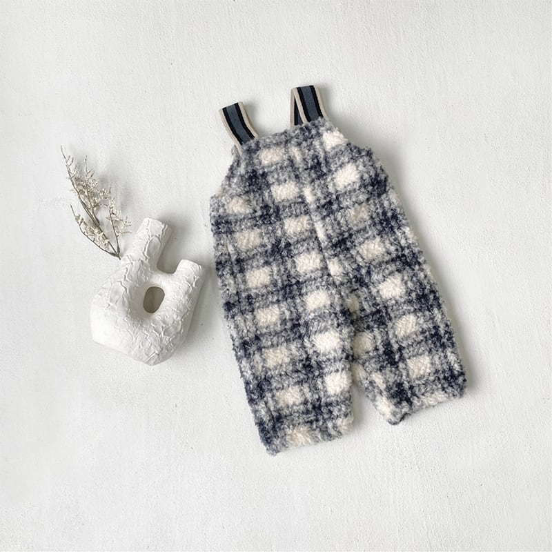 oshkosh 2T うさぎ柄コーデュロイサロペット　古着　バニー OSHKOSH（オシュコシュ） ビゴッシュ OSHKOSH B'gosh ジャンパー