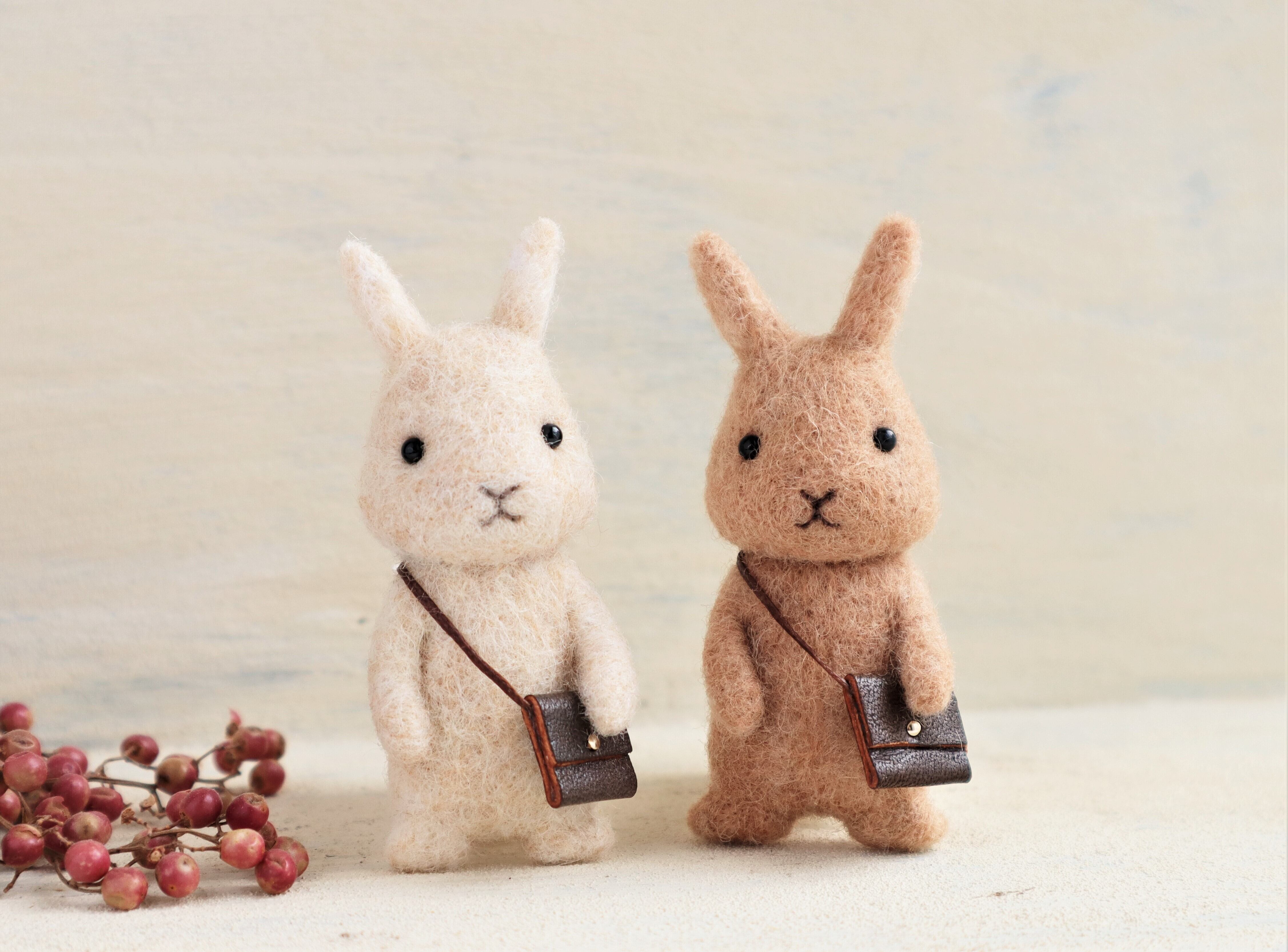 羊毛フェルトブローチ ウサギ ブラウン（ショルダーバッグ） | 羊毛