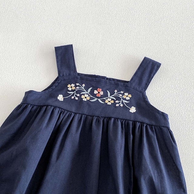 【BABY】フラワー刺繍ノースリーブボディスーツ - 5