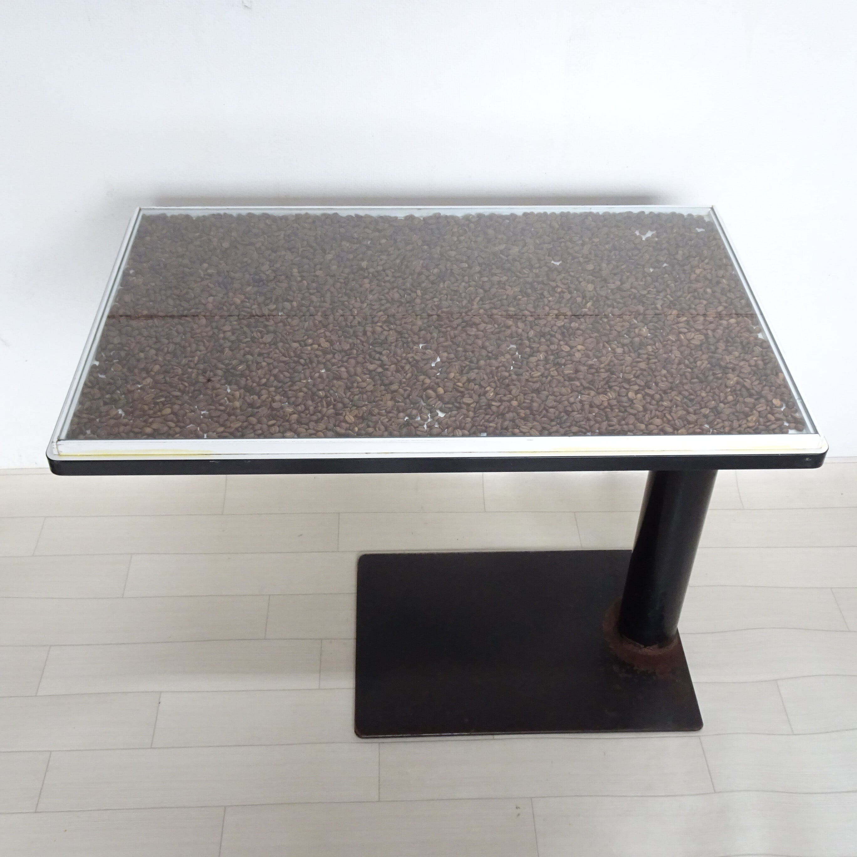 コーヒー豆テーブル