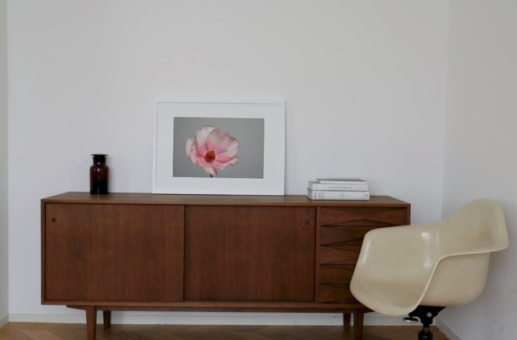 Pink white wooden frame 50㎝ × 70㎝付き ( L )