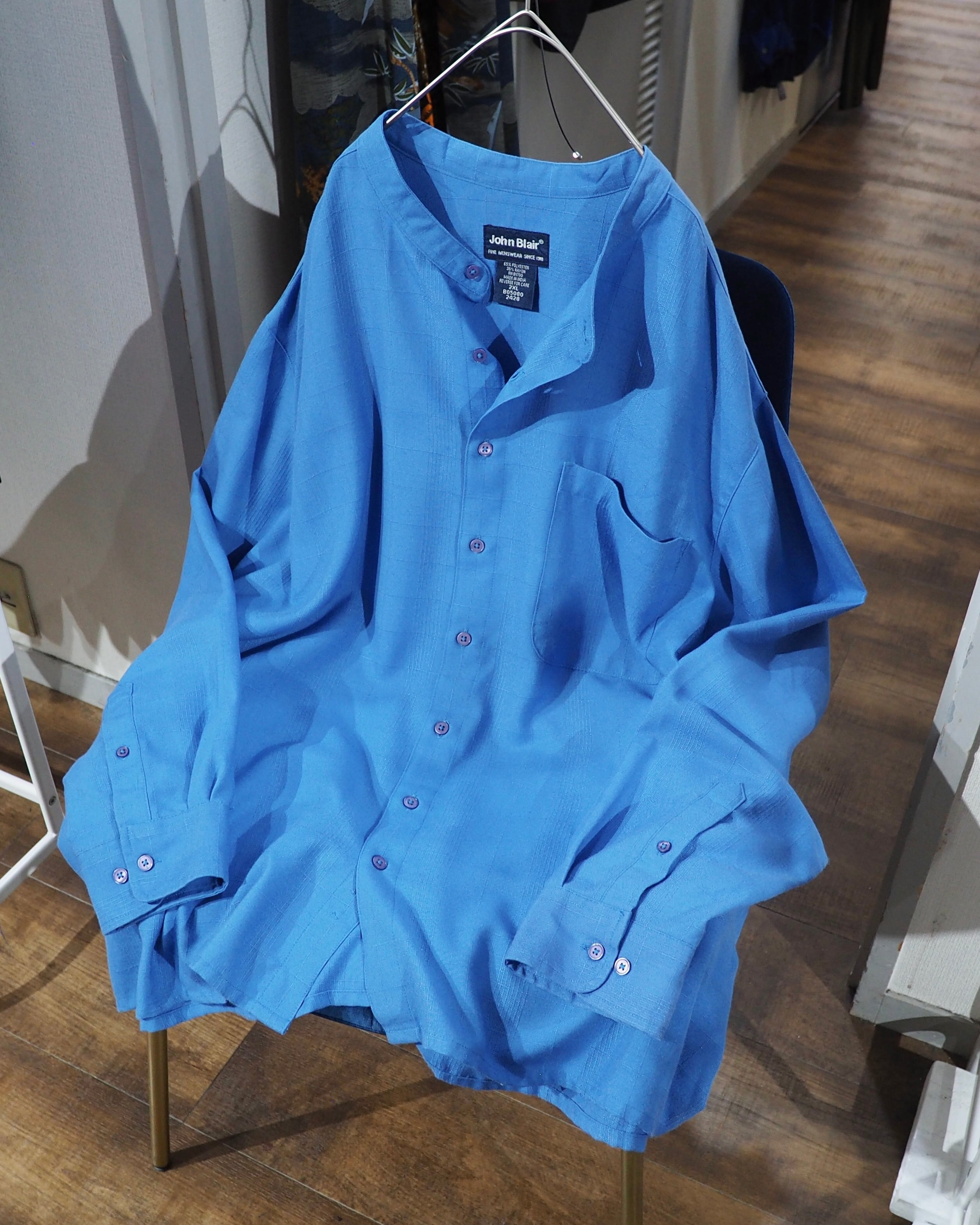 1990s " John Blair " Beautiful Light Blue color vintage Over silhouette No collar shirt