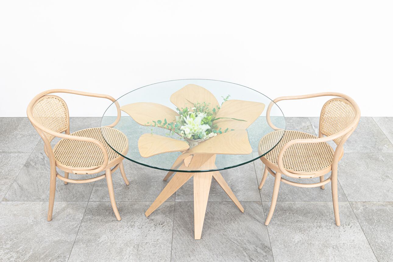 Hana table SAKURA（Dining Table） | Shige Hasegawa Design（シゲ