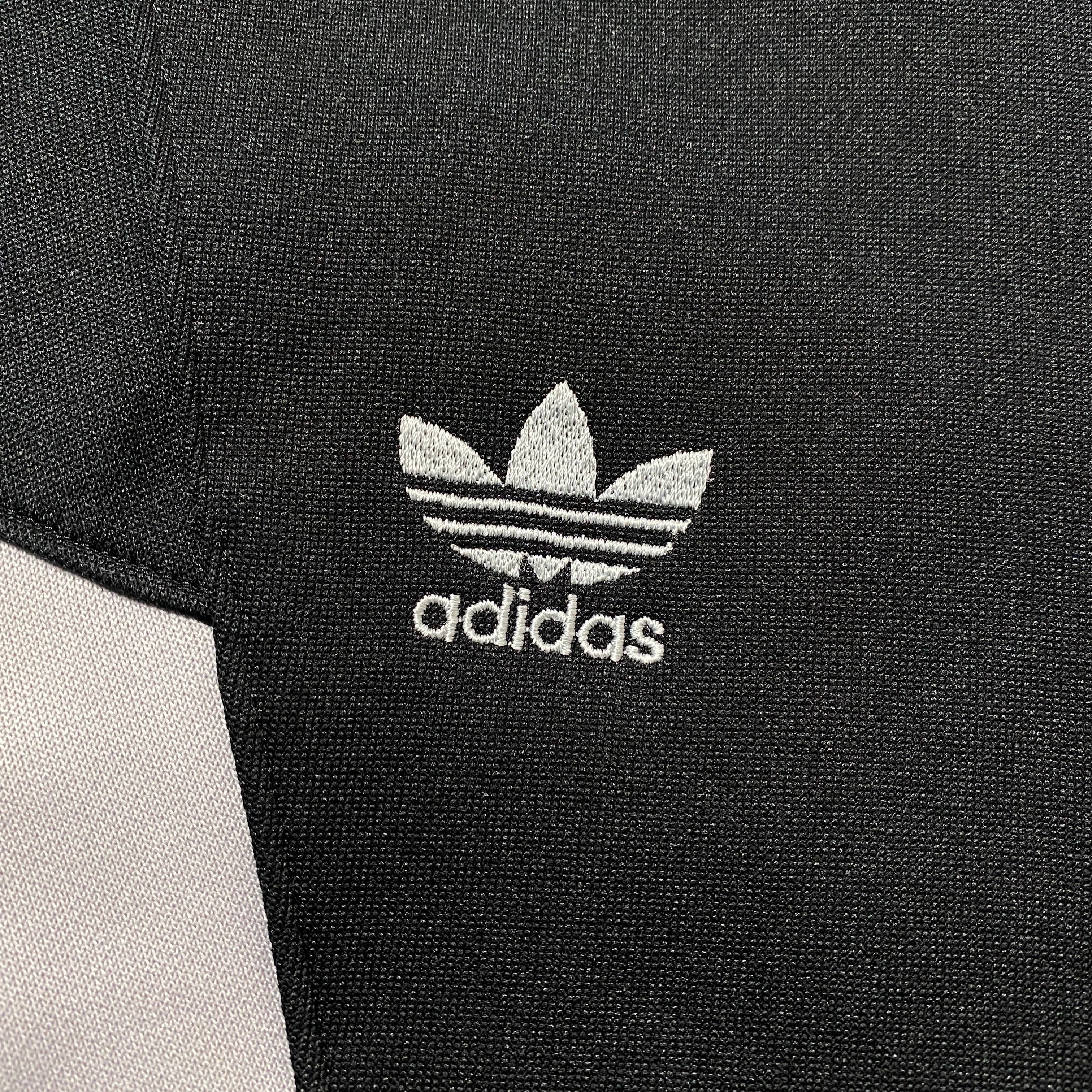 80's-90's adidas デサント製アディダス トレフォイル 刺繍ロゴ