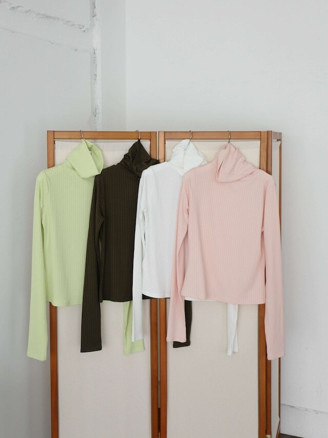 high-neck tereko tops