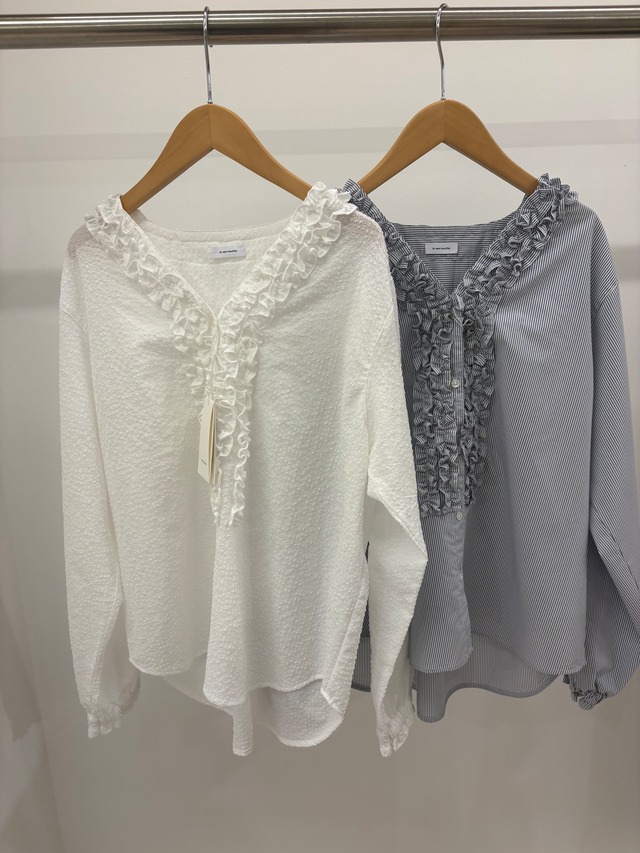 【le vent souffle】リネンミックス　ノーカラー7部袖ブルゾン　S022