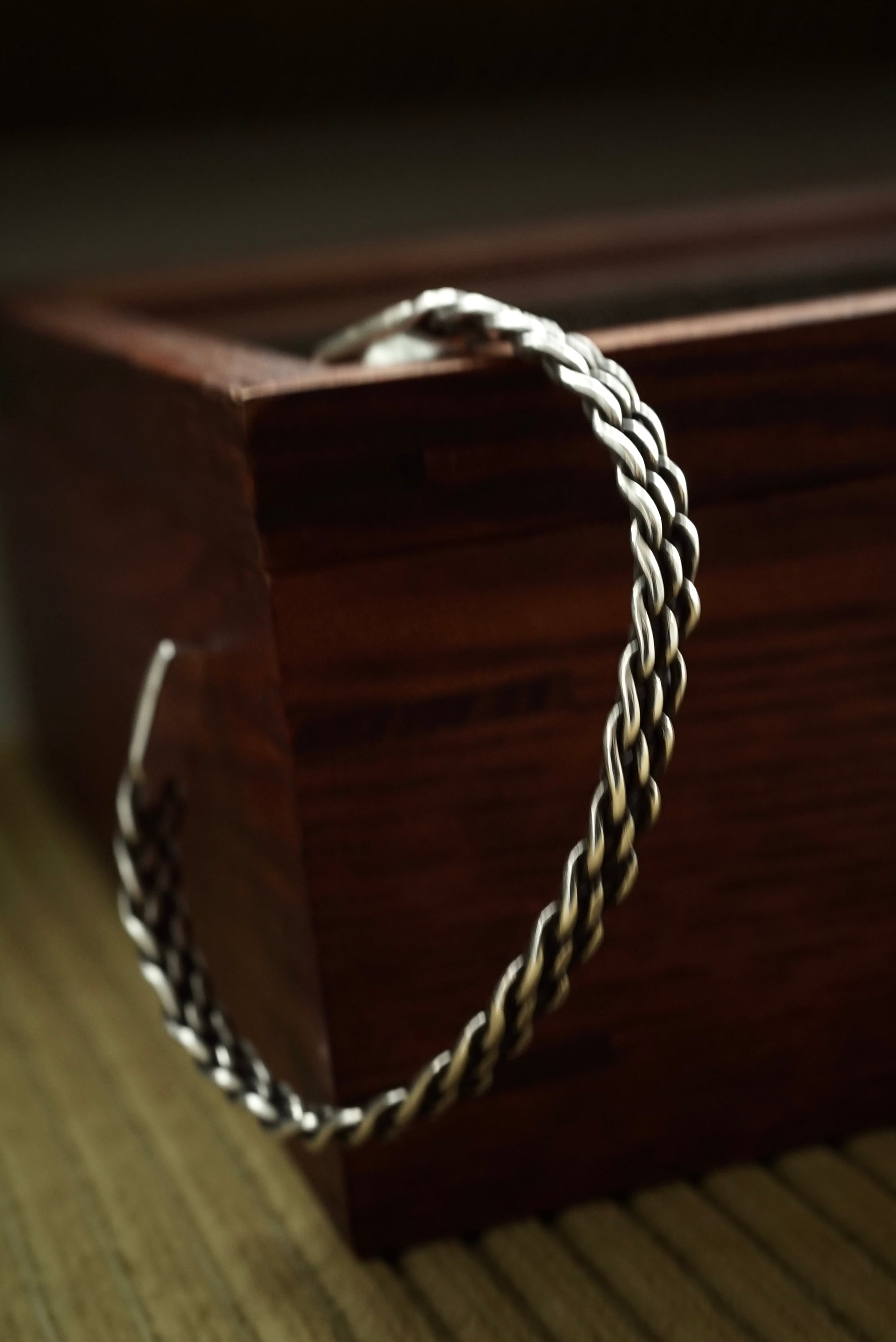 受注生産】Hand Made Silver / Chain_Braid Bangle | C O L I N A