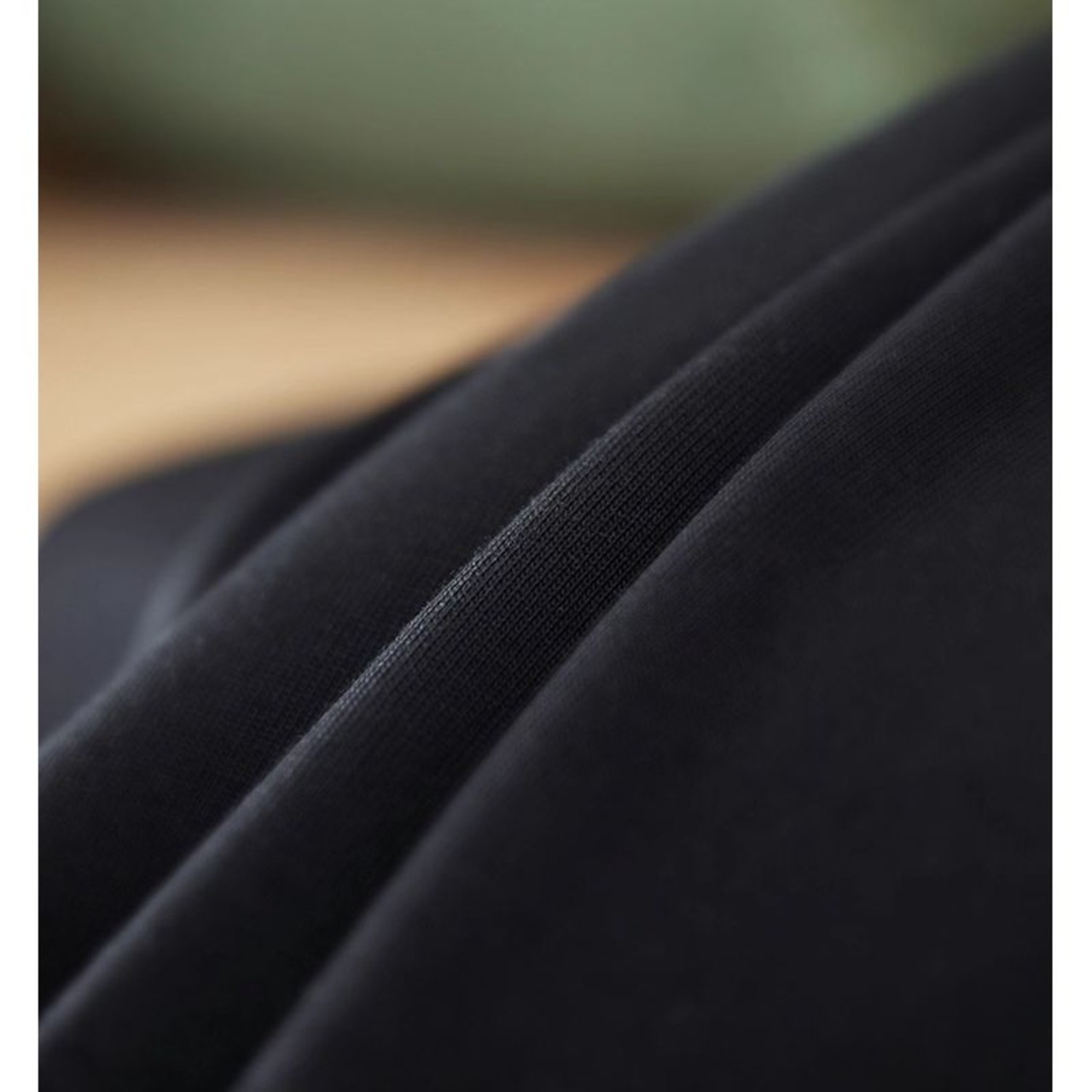 ルーズフィットグラフィック ロンT 10182