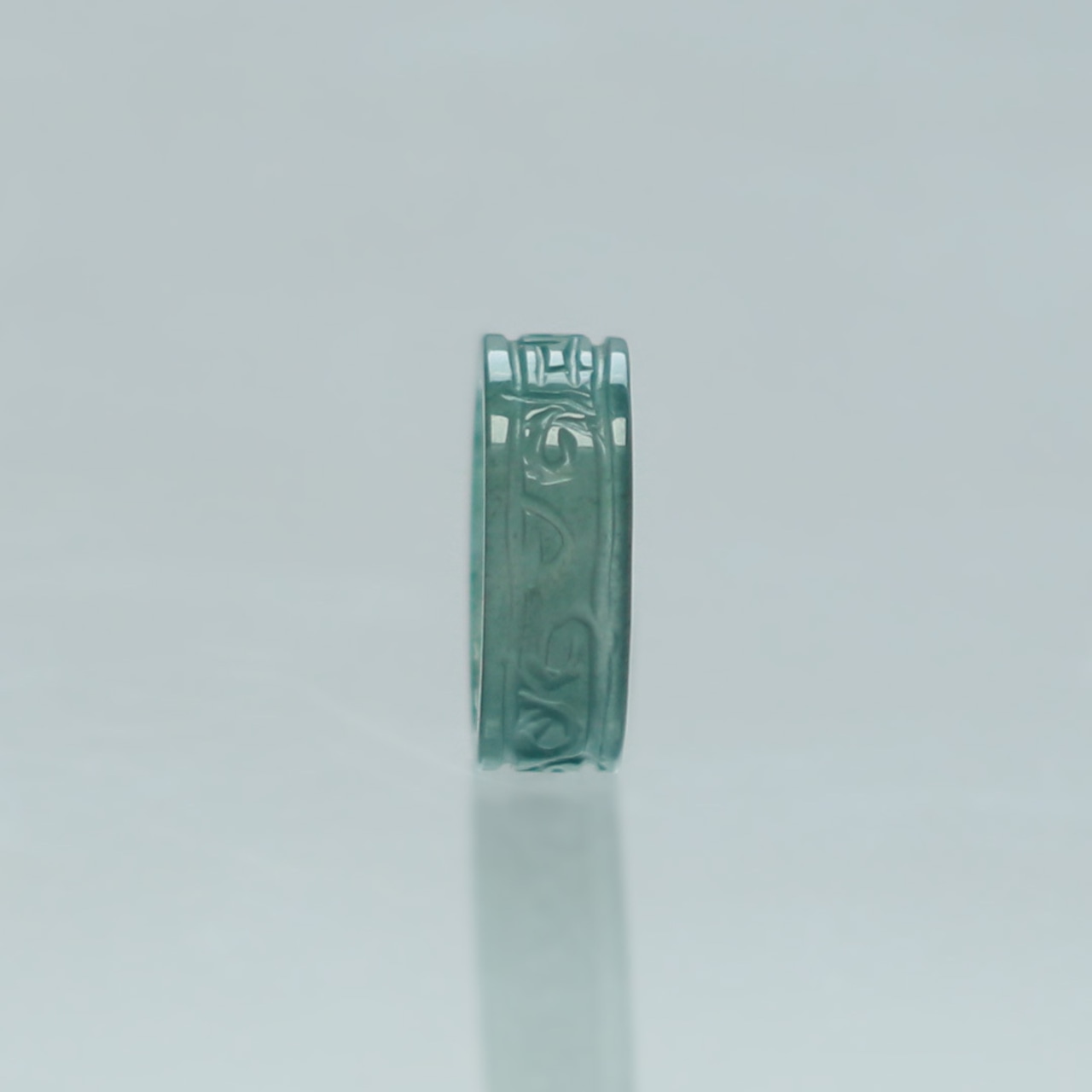 【5.5～6号】Guatemala carving 翡翠くり抜き甲丸リング A貨翡翠 jd_rg2509