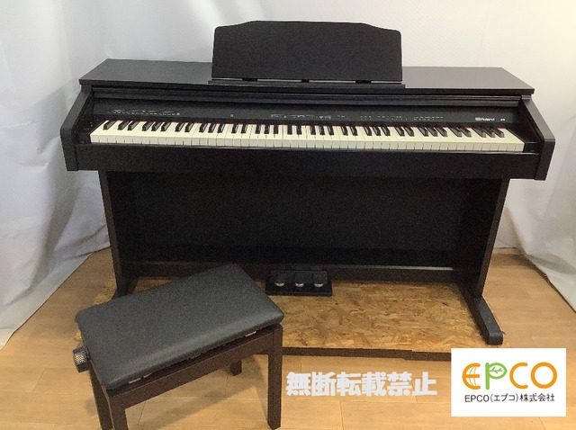 ★49005【電子ピアノ】ROLAND　RP30　21年製