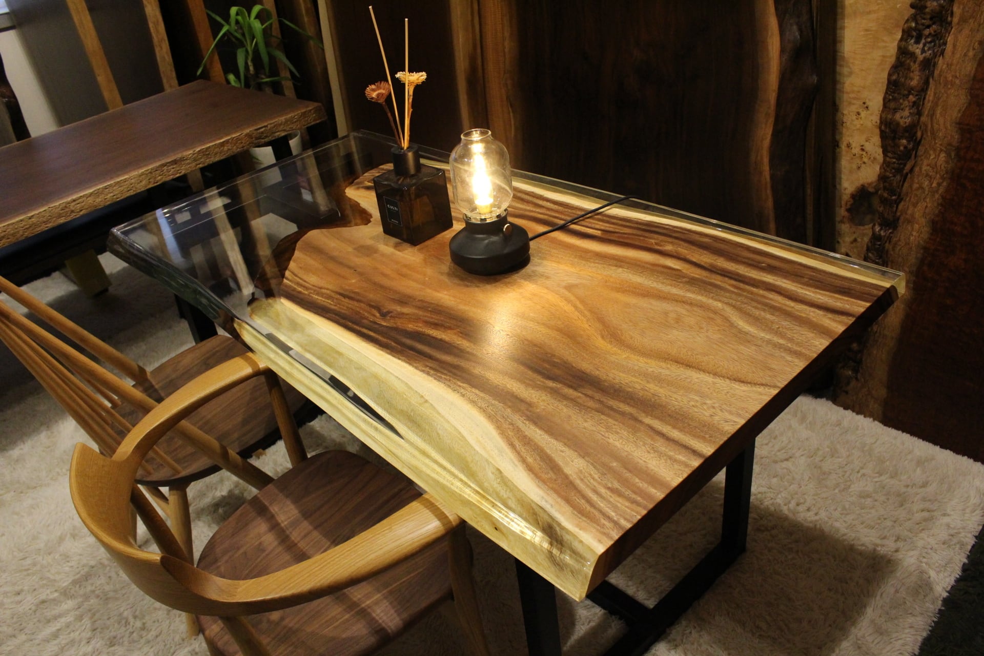 モンキーポッド サイドテーブル ソファテーブル レジンテーブル おいしゅう 