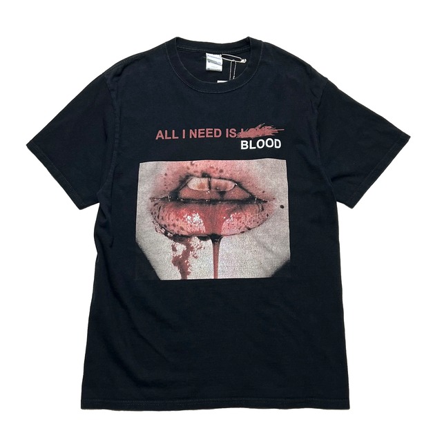 All I need is blood フォトデザインTee