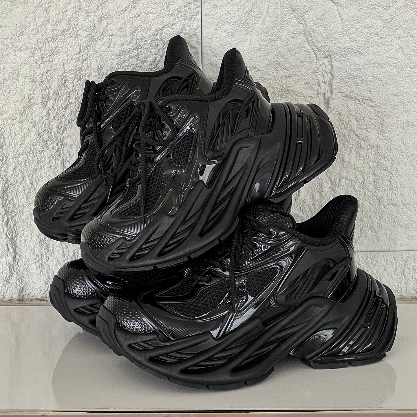 Shadow Morph sneaker | Urban Cypher