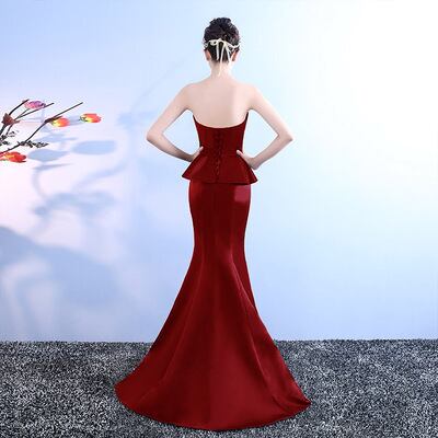 カラードレス ワインレッド 光沢サテン タフタ素材 ベアトップ