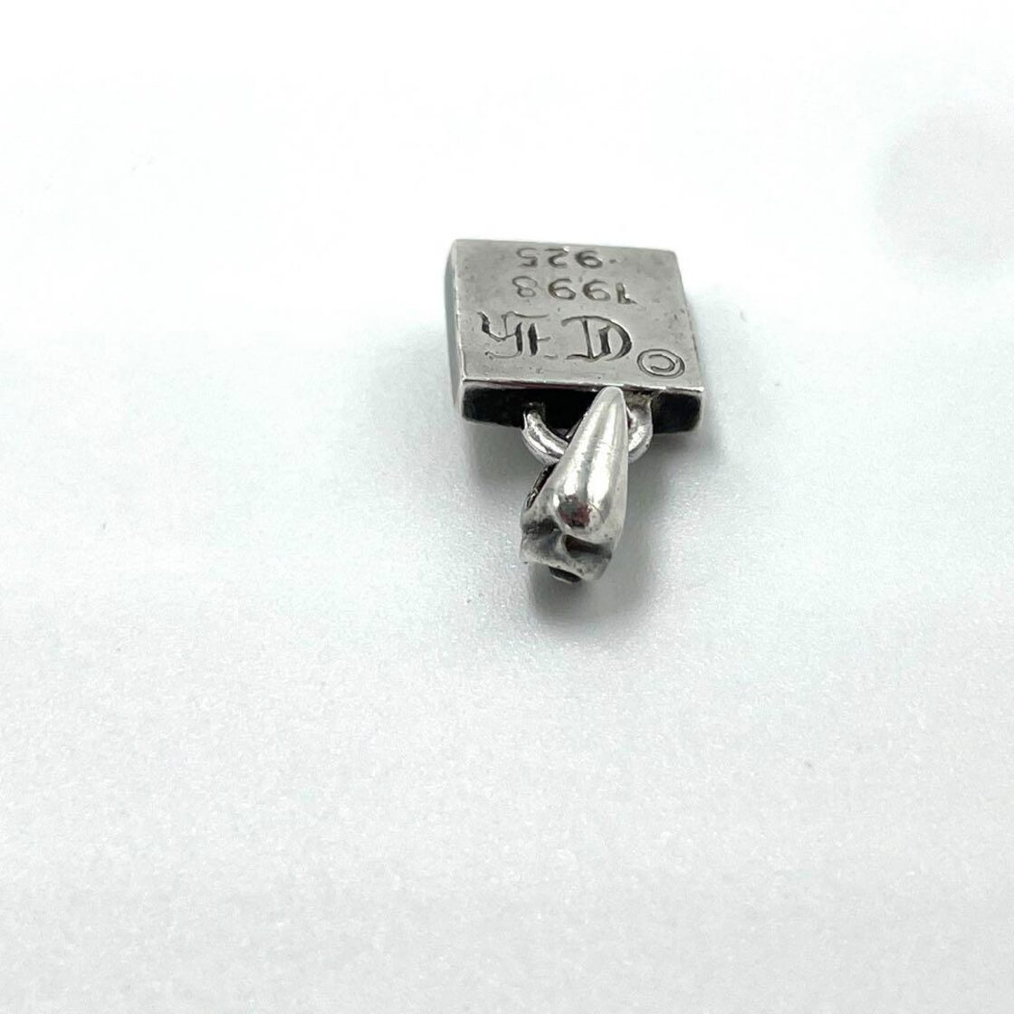 No.171 【美品】CHROMEHEARTS クロムハーツ フレームドCHプラス 