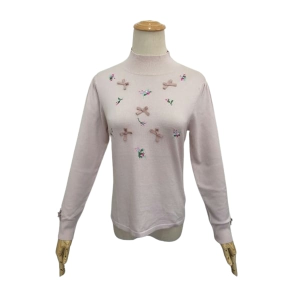 スーパービューティー ニット フラワー刺しゅう ハイネック セーター