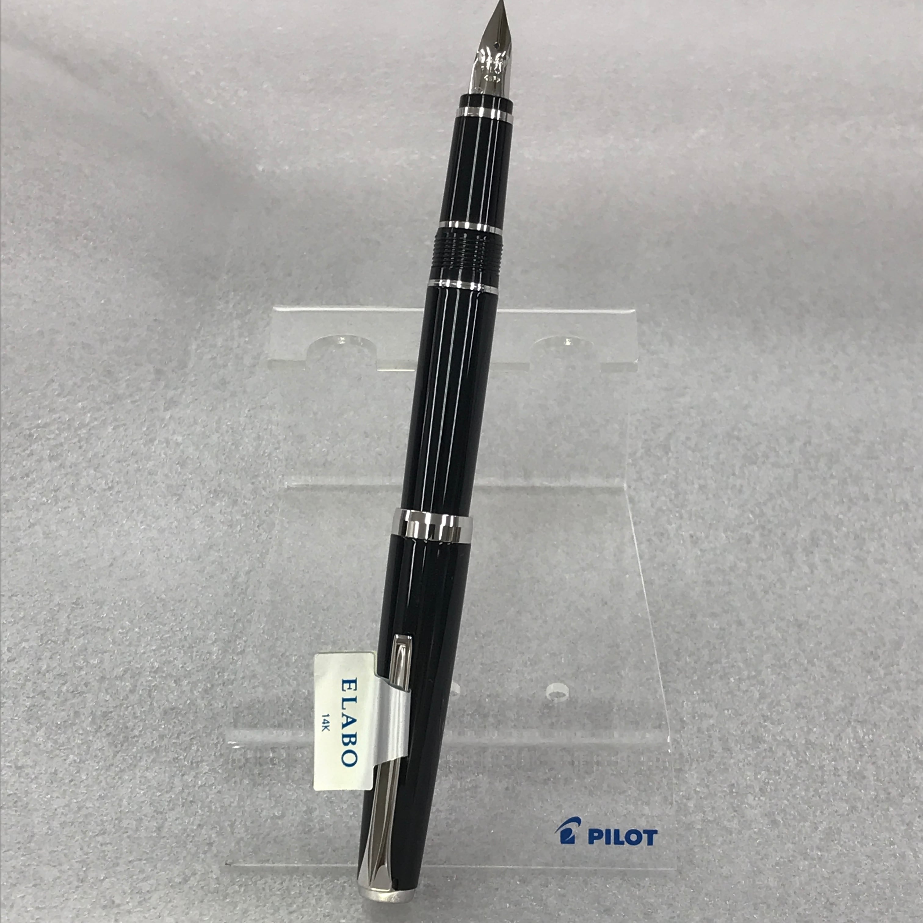 パイロット　エラボー ブラック　ソフト細字