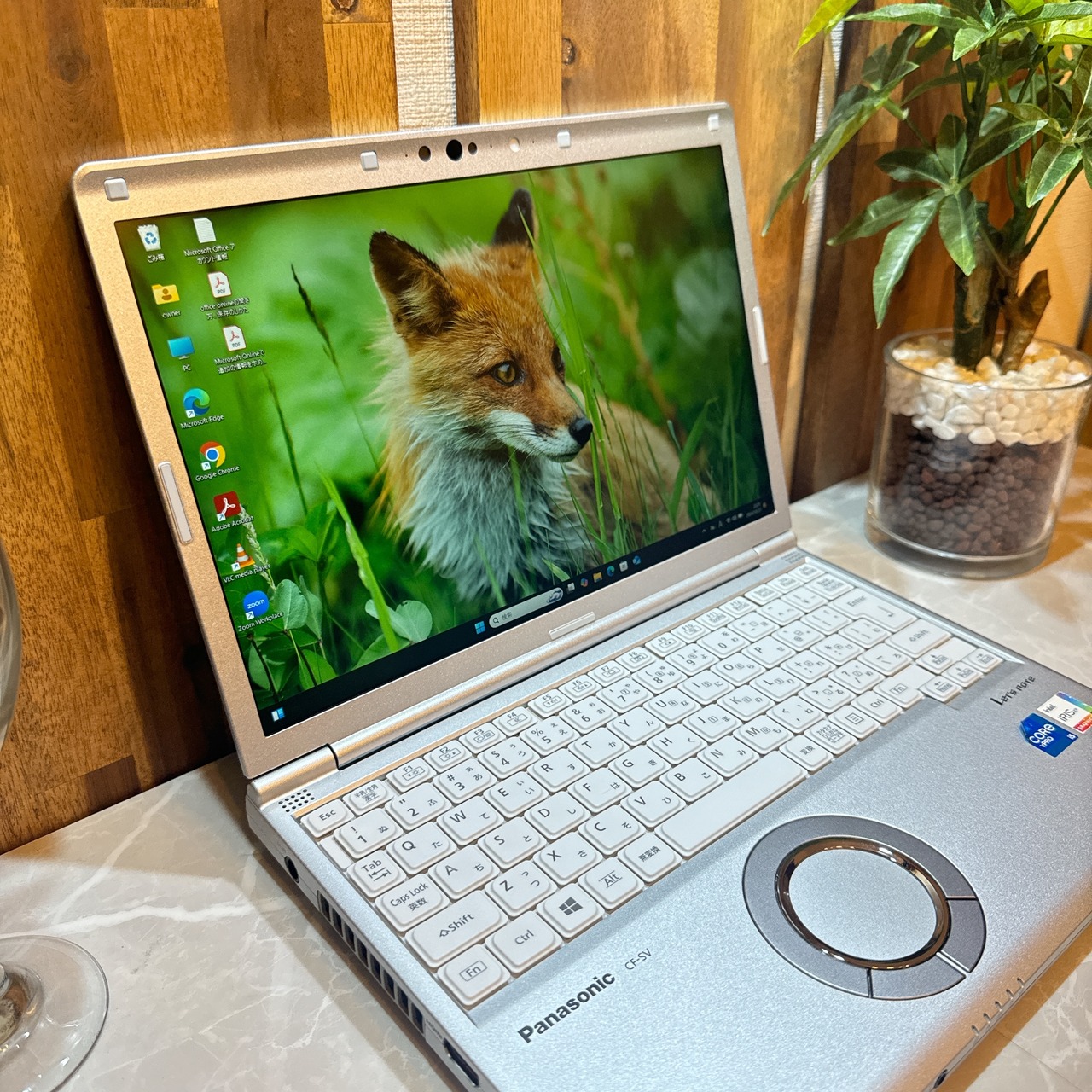 【2021年モデル】Panasonic Let’s note SV1 / 第11世代 Core i5-1145G7 / メモリ16GB / SSD256GB / 12.1インチ FHD