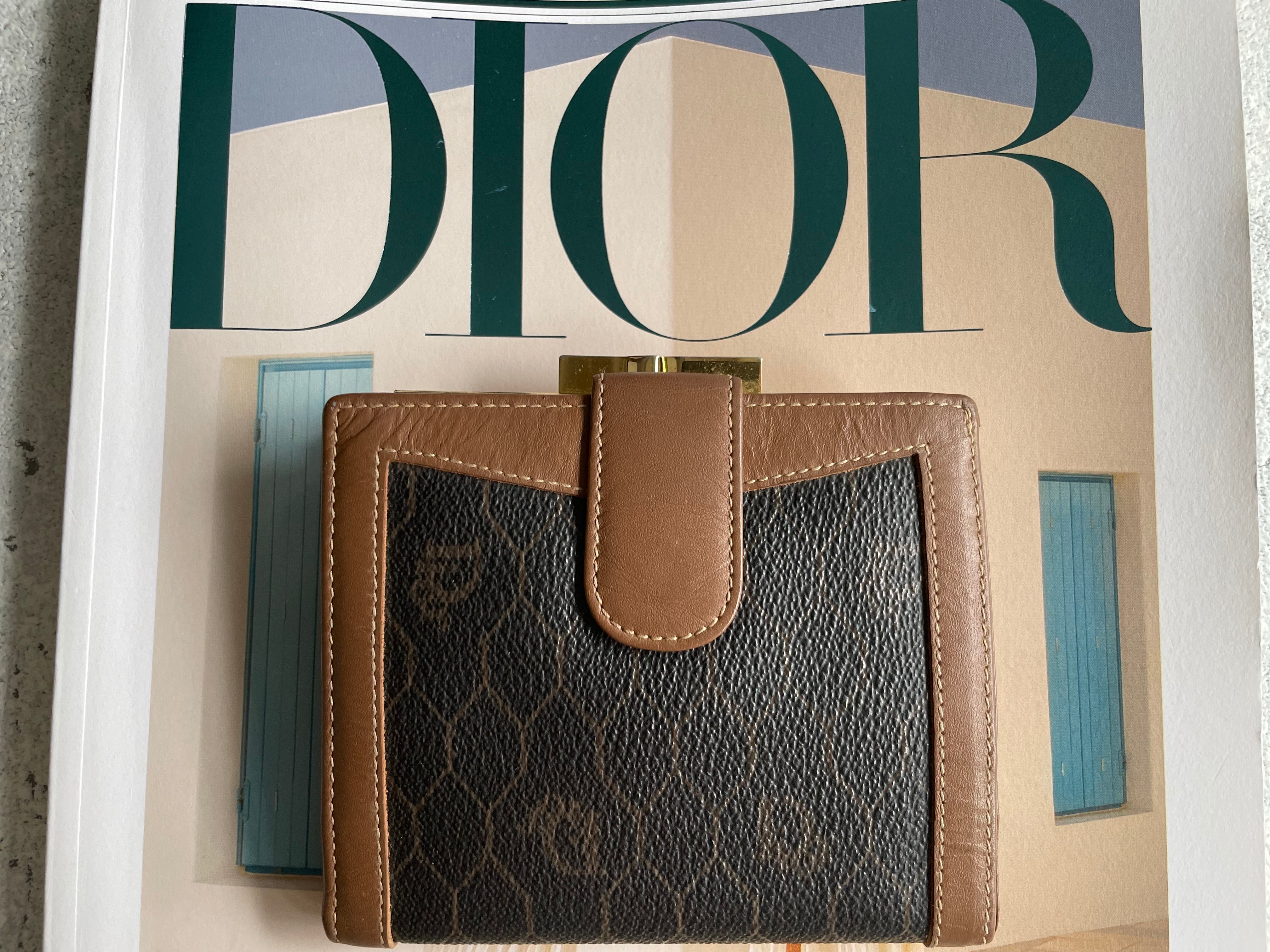 Christian Dior ハニカム柄 がま口財布 Dior dior ディオール クリスチャンディオール wallet | Petit luxe  Vintage powered by BASE