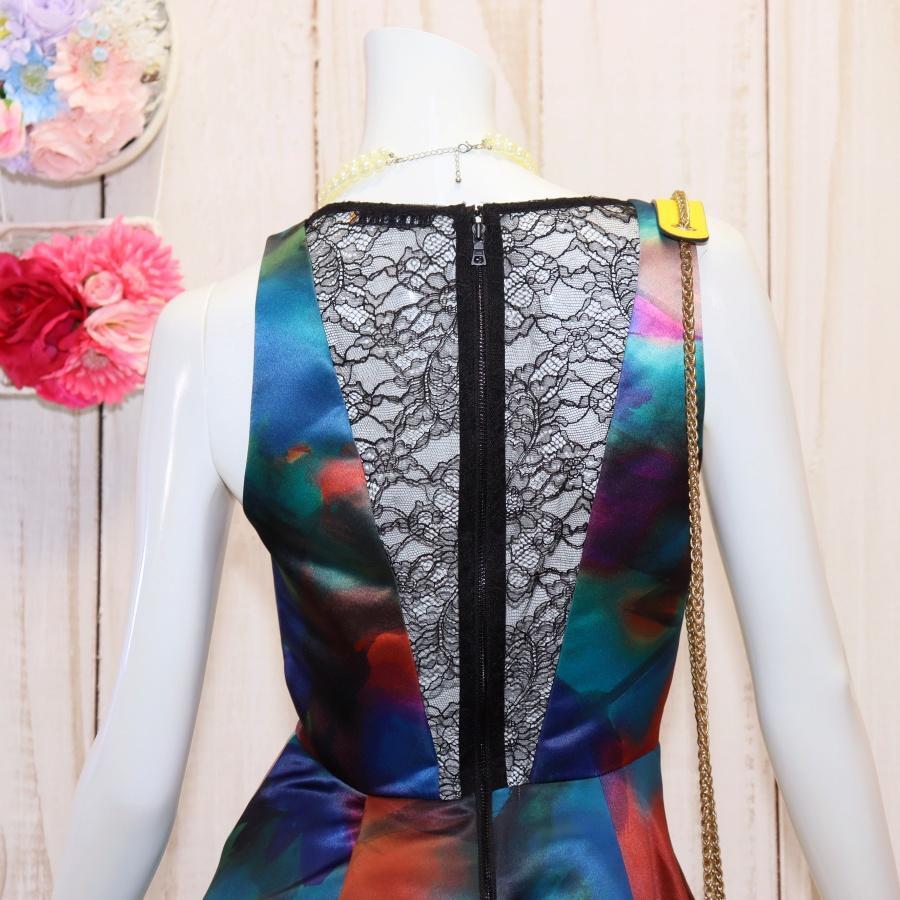 Alice+Olivia 総柄ワンピース M フレアワンピース マルチカラー