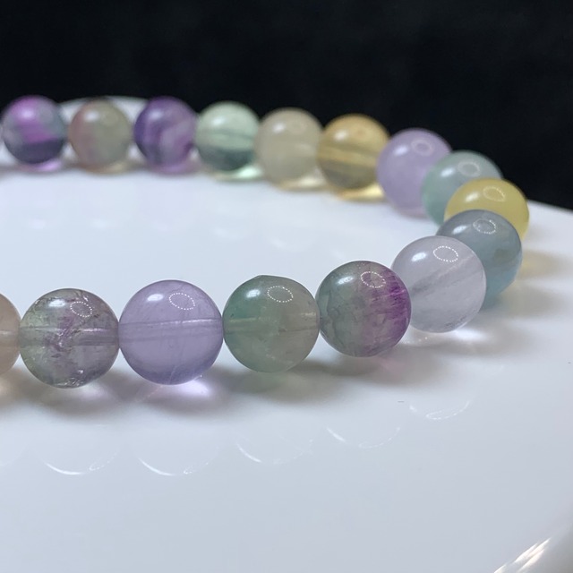 1.パステル系フローライト・ブレスレット