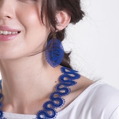 【手編みレースアクセサリー】ピアス& イヤリング ボビンレース リーフ