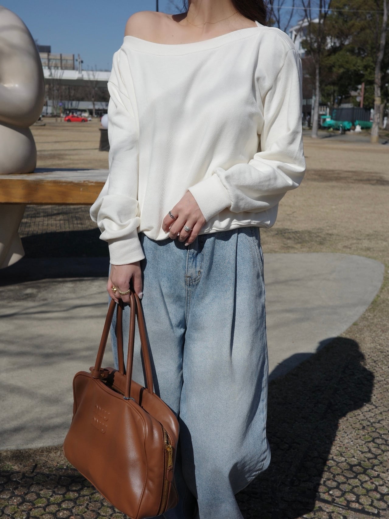 Offshoulder sweat tops / ivory （即納商品） | moripon.