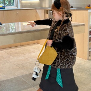 秋レトロフリルハイネックＴシャツ