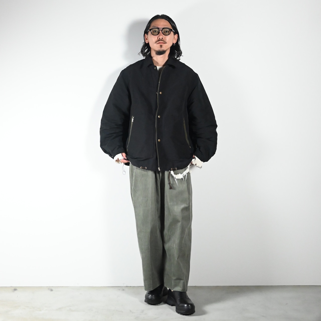 barbell object / coach jkt