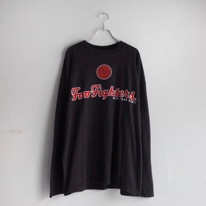 "Foo Fighters" Front Printed Rock T-shirt l/s