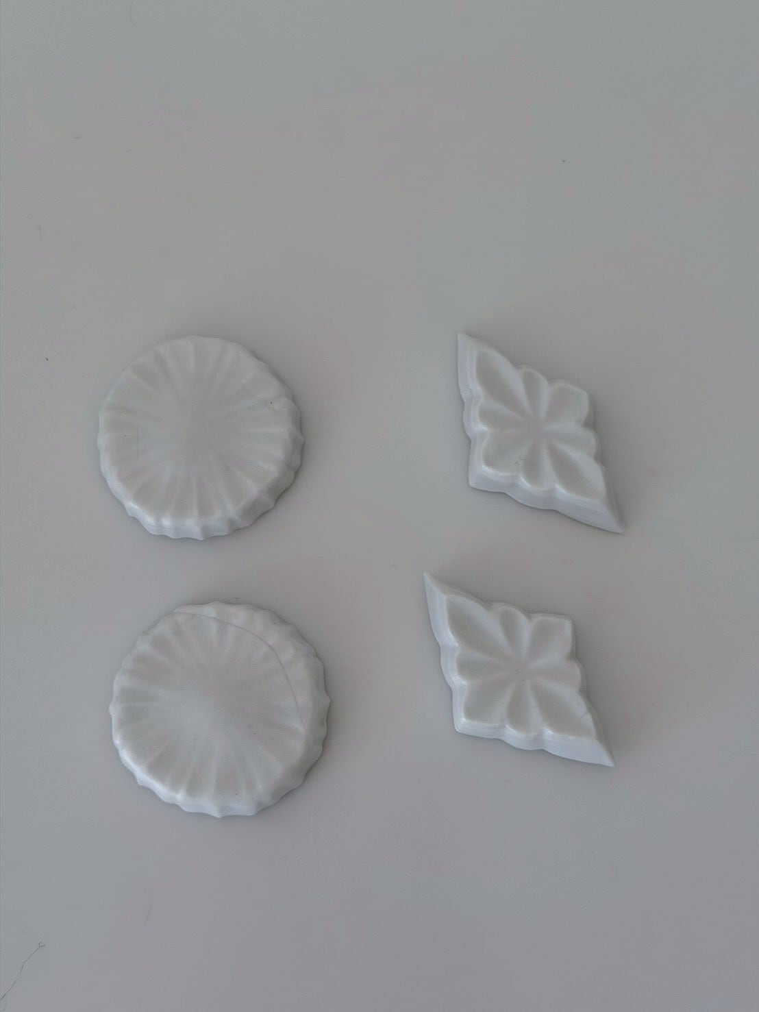 【住】5月中旬以降発送分・ 宮田竜司 箸置き丸型白