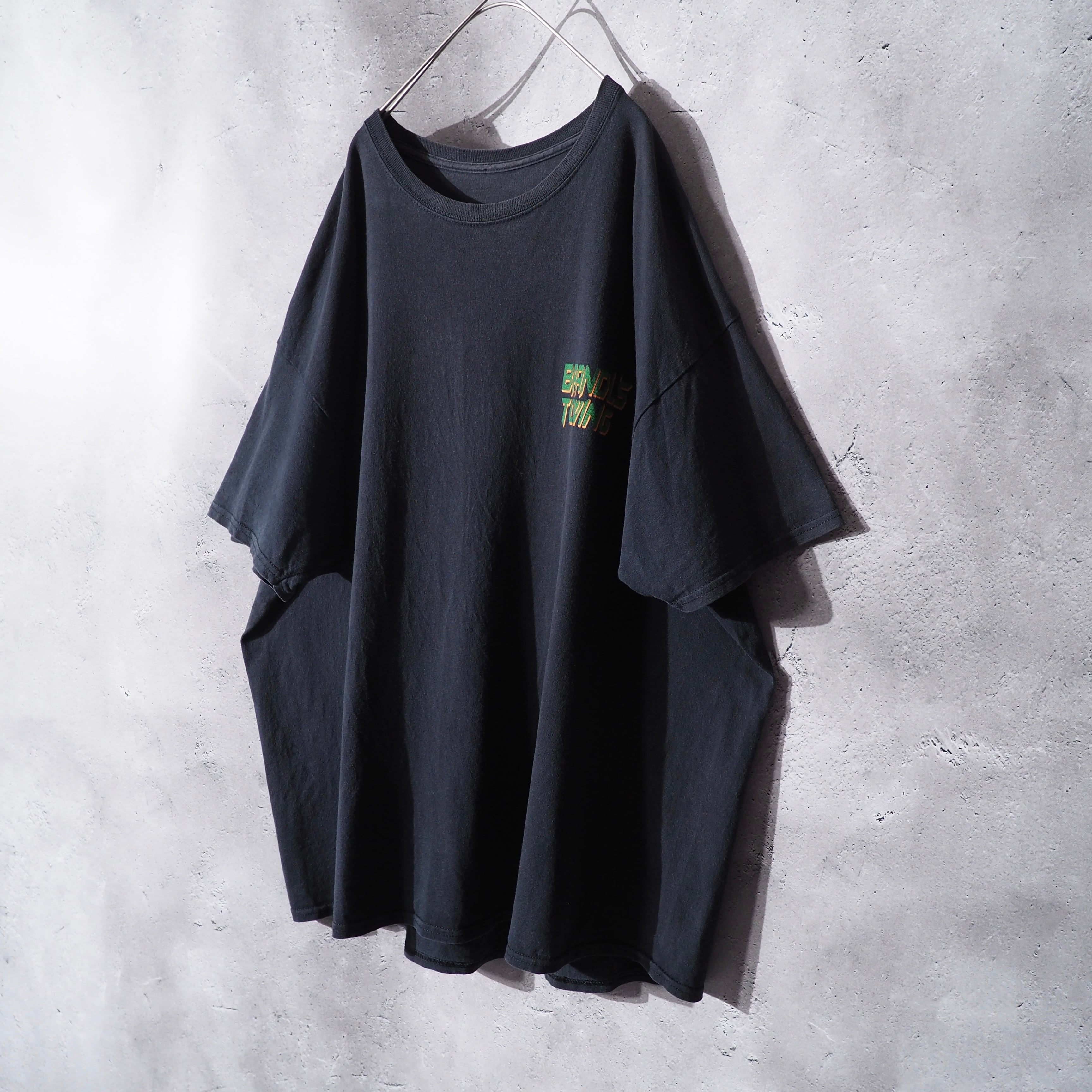 Burning tow truck printed × Good fade Over silhouette Tee