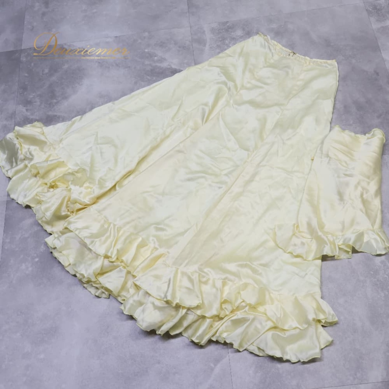 フラメンコ 衣装 MAKIS COSTUMES マキコスチューム ファルダ ペチコート スカート イエロー系 シージョ ピキージョ 無地 ボランテ フリル シンプル 練習 レッスン 黄 明るい 光沢 高級感 上品 かわいい