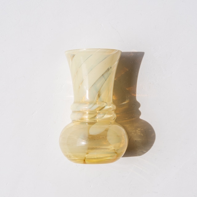 Lemon Cream Vase mini