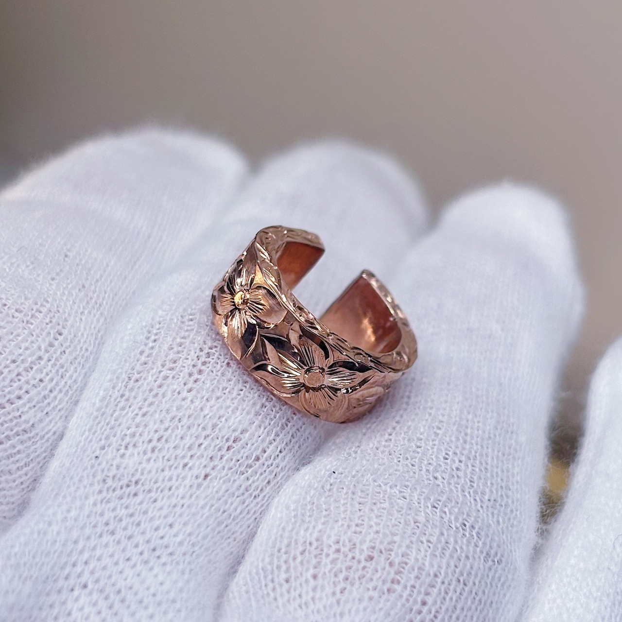 チャンキーイヤーカフ(PG/フラワーレイ)