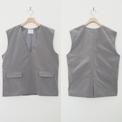 over Vneck vest/gray