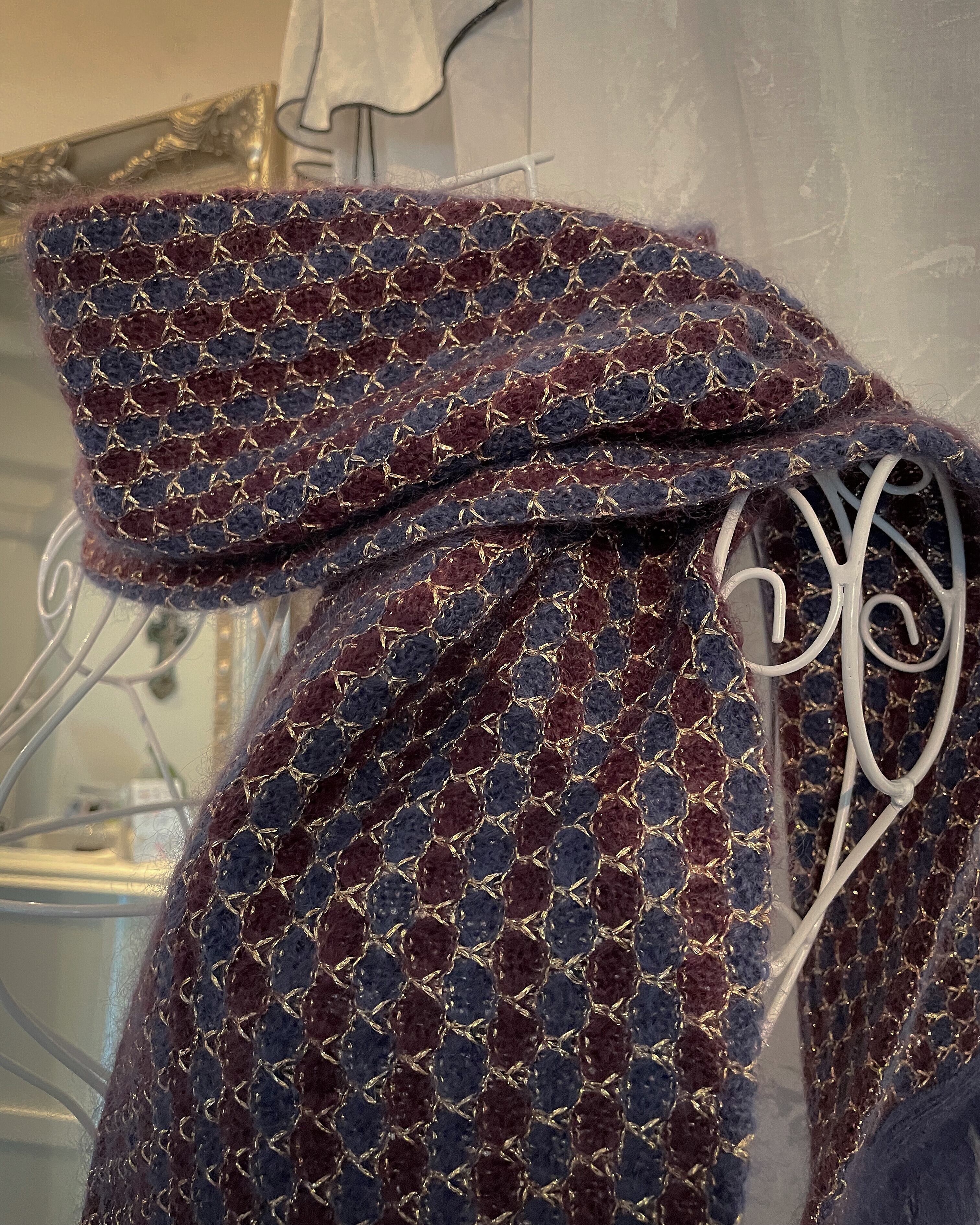 glitter knit muffler Queens