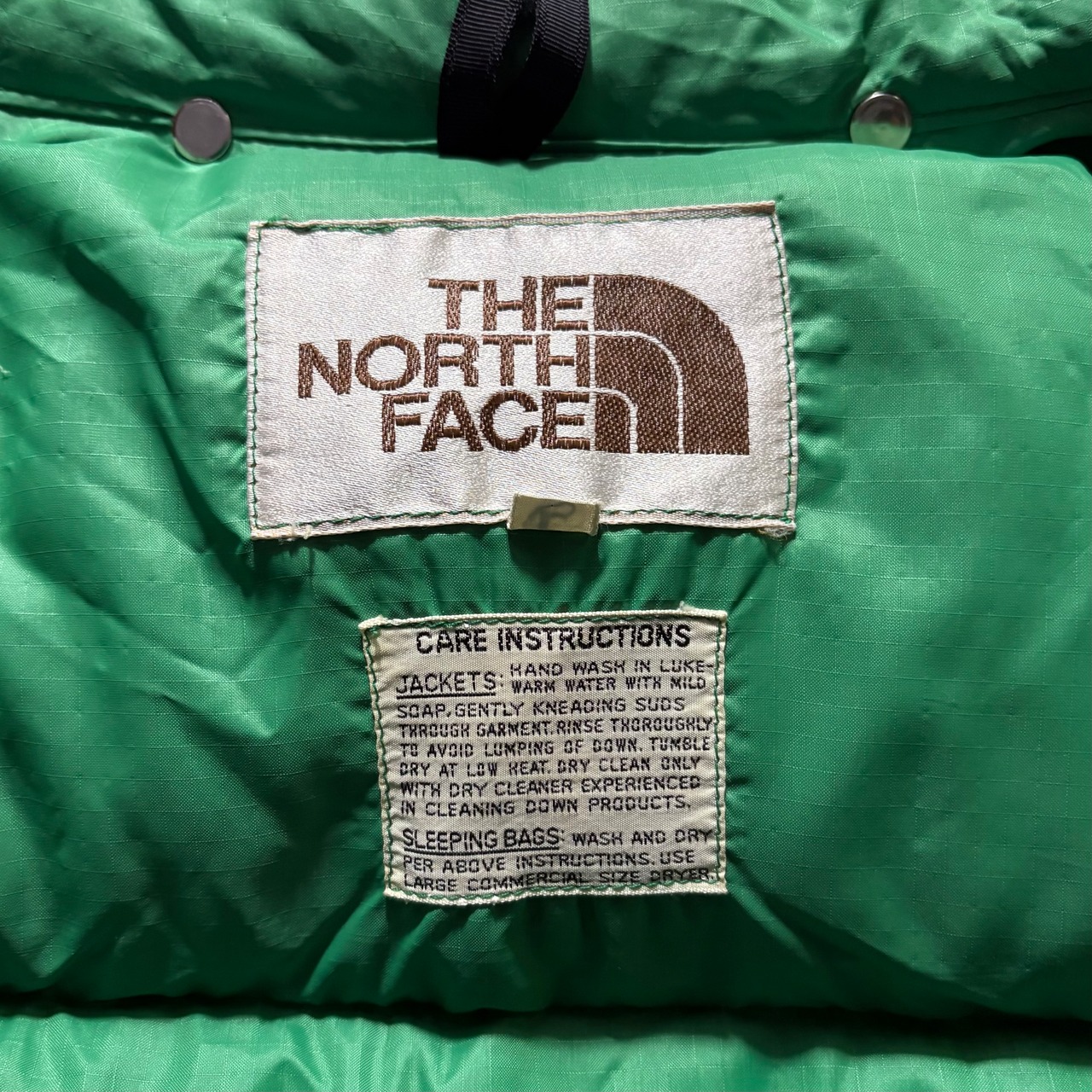vintage 1970’s THE NORTH FACE green down jacket