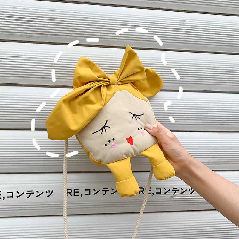 夏の小さなバッグ女性バッグ2020人気の新しい波イン野生漫画ショルダーバッグファッションクロスボディバッグ Tiancai_Wing_Bag1009310