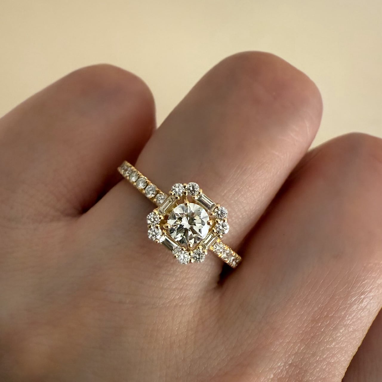 ダイヤモンド リング 0.327ct K18イエローゴールド チェカ 鑑定書付き