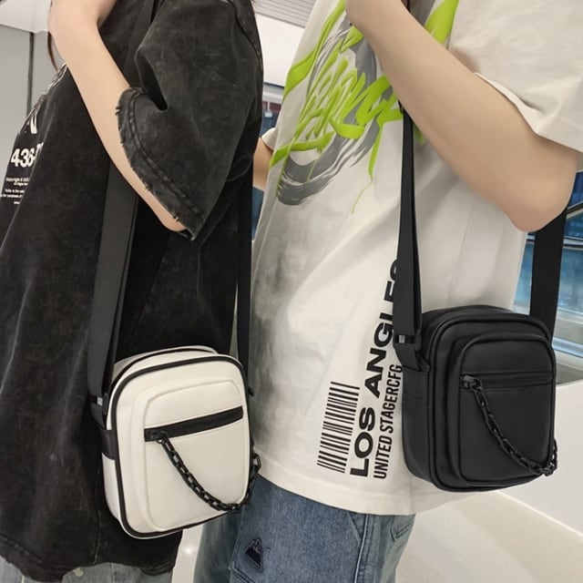 【予約販売】ショルダーバッグ チェーン メンズ レディース ミニバッグ ブラック ホワイト 斜め掛け メッセンジャー 黒 こなれ感 お洒落 韓国 トレンド